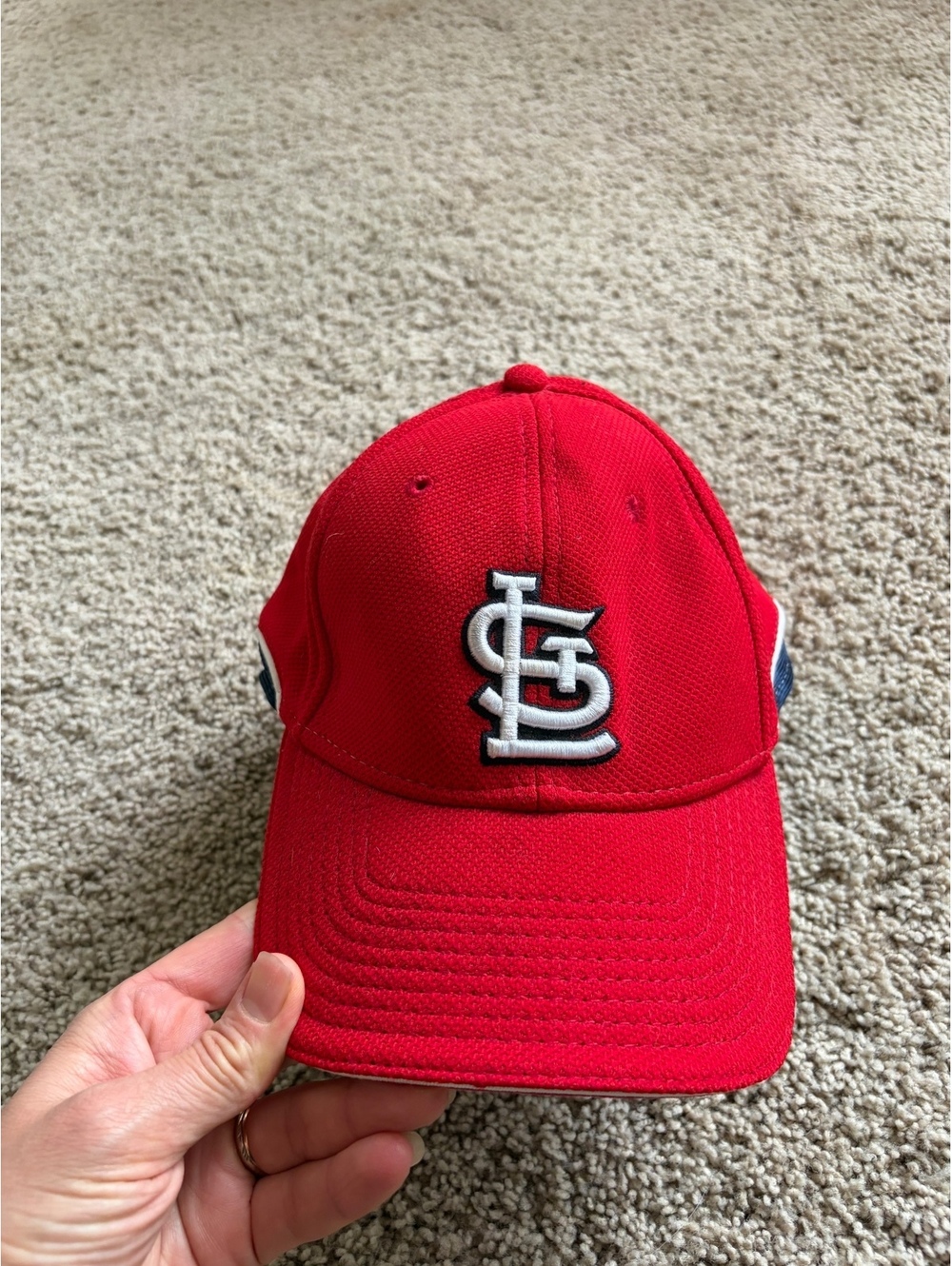 Red St. Louis Cardinals baseball cap STL New Era Large - XL